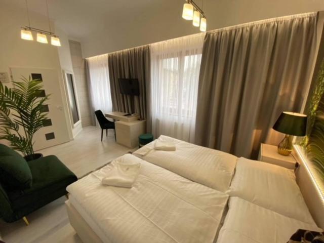 Hotel Artin Bártfa Kültér fotó