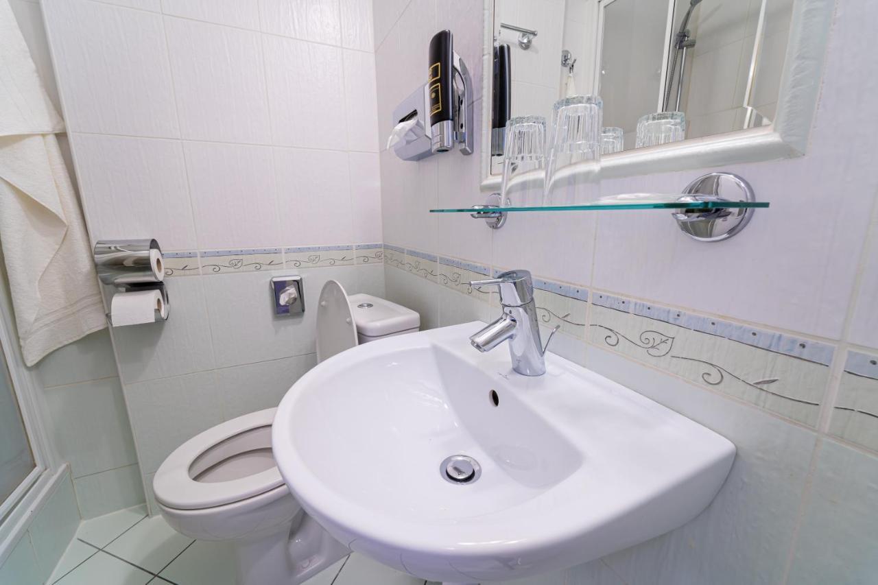 Hotel Artin Bártfa Kültér fotó