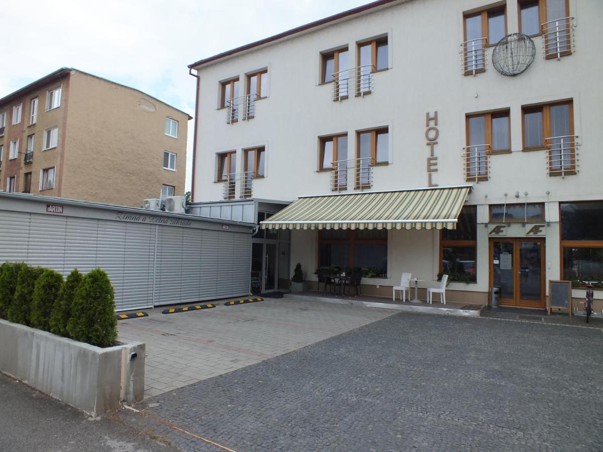 Hotel Artin Bártfa Kültér fotó