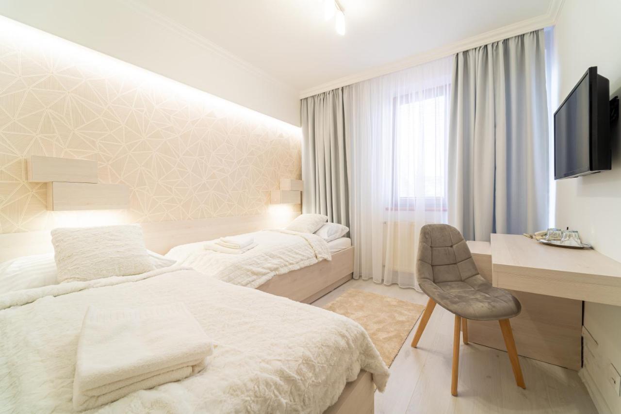 Hotel Artin Bártfa Kültér fotó